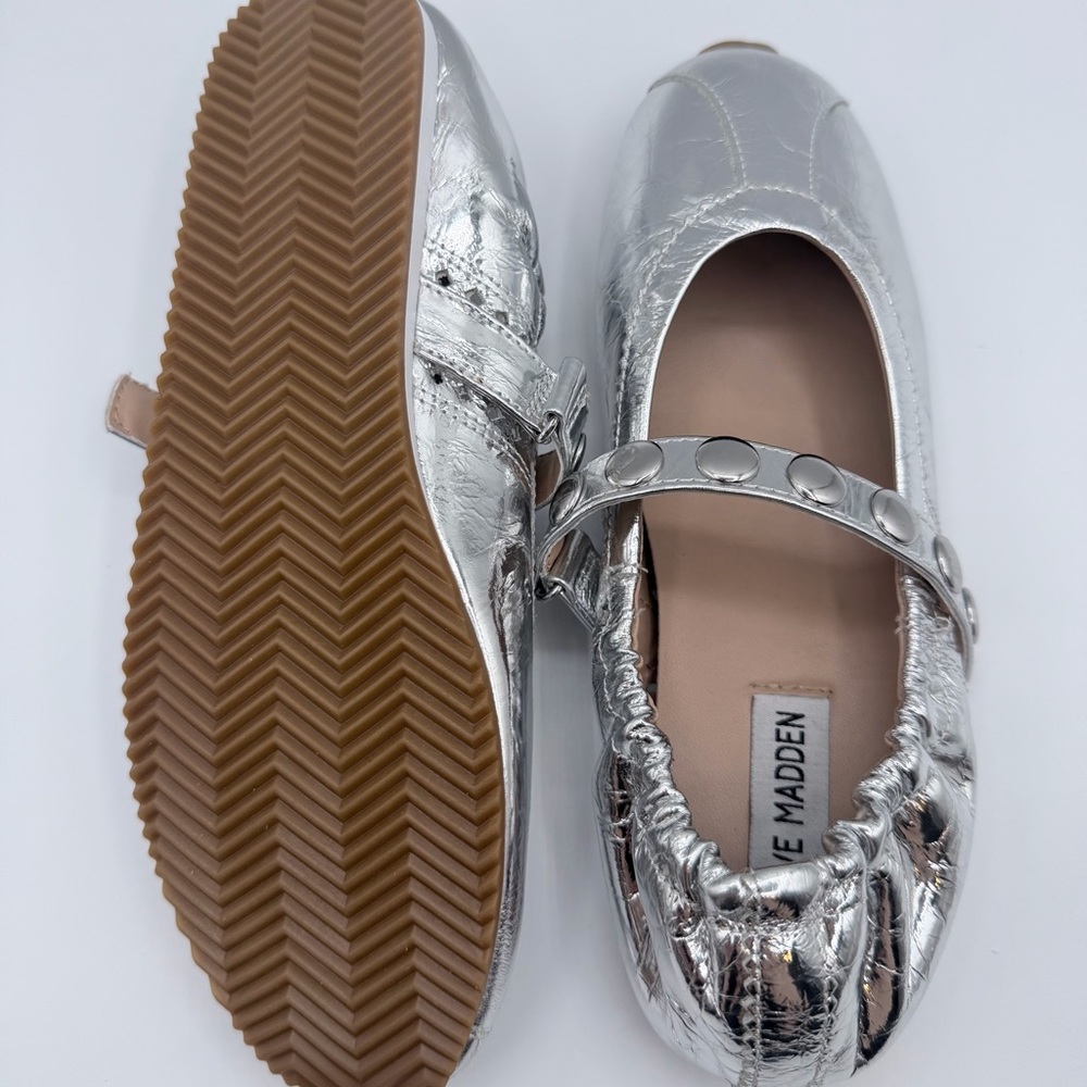 Steve Madden Anaya-ST Silver Studded Flats - Picture 5 of 6